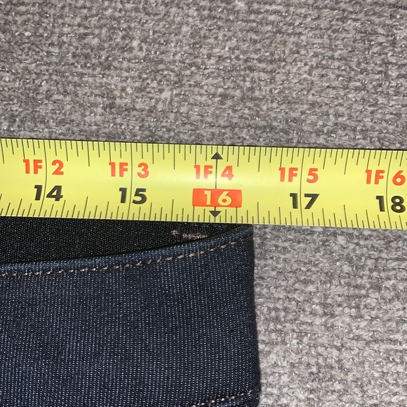 Democracy Jeans - Picture 5 of 7